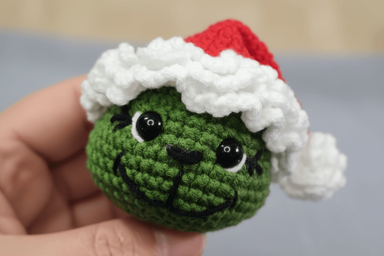 Grinch Amigurumi Crochet Pattern